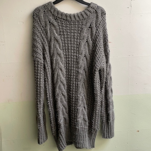 Unif Oversize Reverb Sweater - Picture 1 of 6